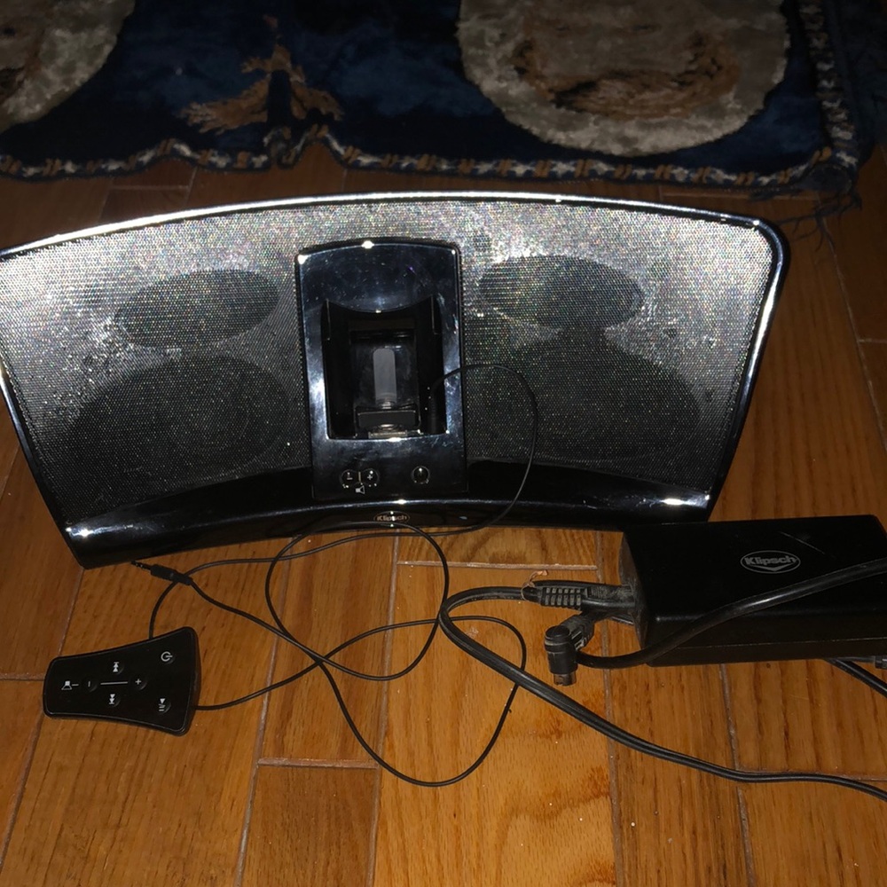 Klipsch igroove hg iPod docking station